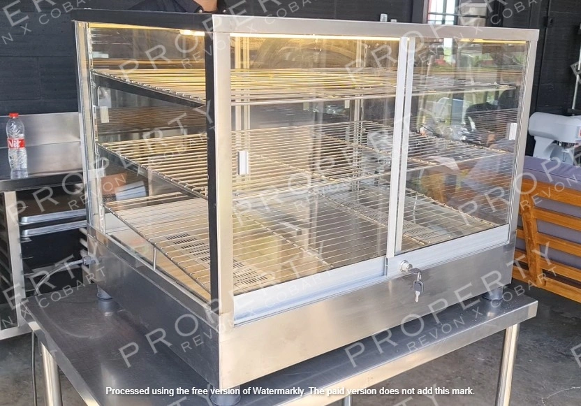 Showcase Warmer Kotak 3 Rak Dengan Penghangat
